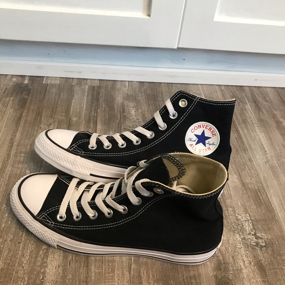 Converse Black Size Women’s 8.5,,Men’s 6.5